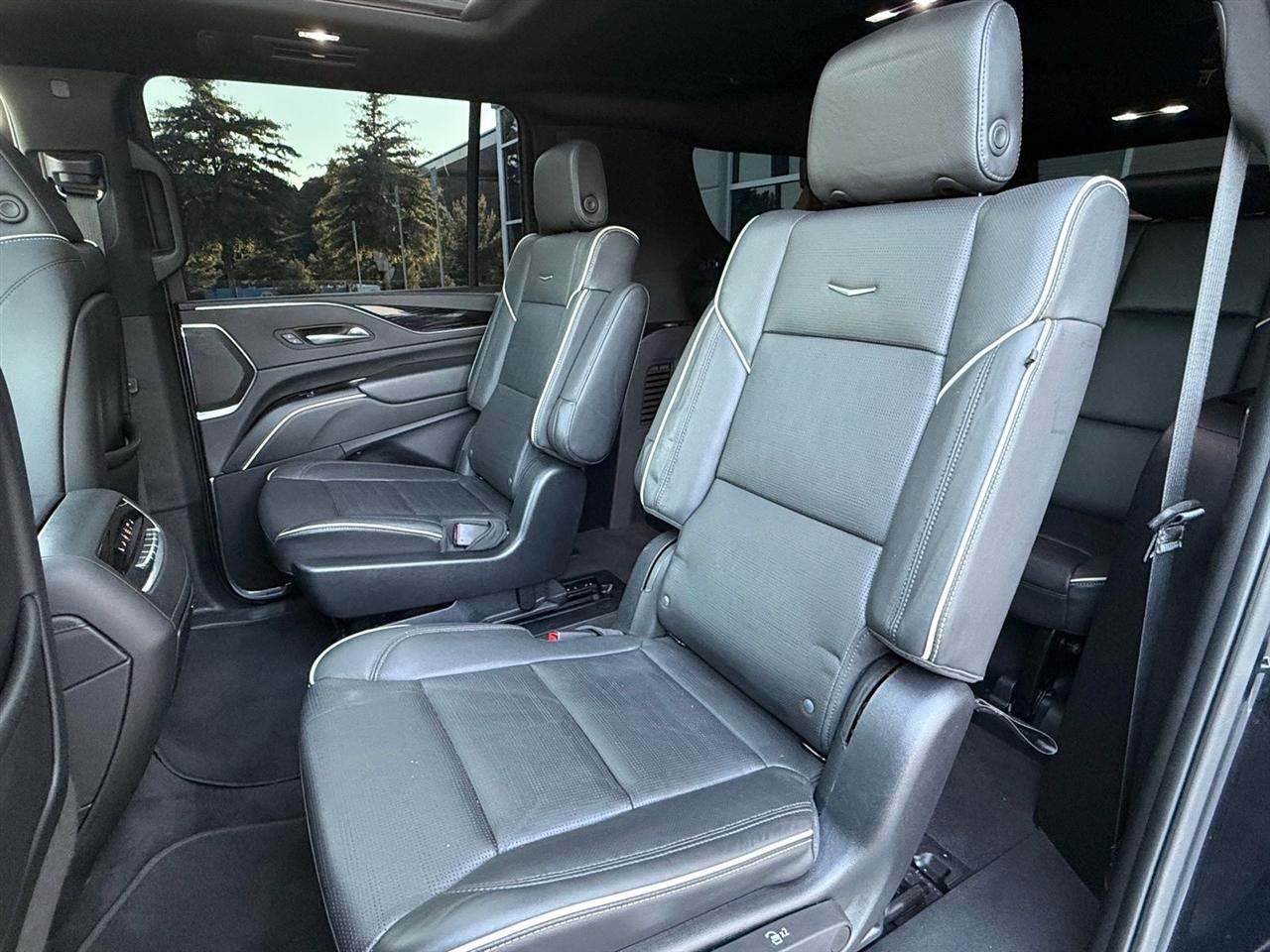 Cadillac Escalade ESV  2023