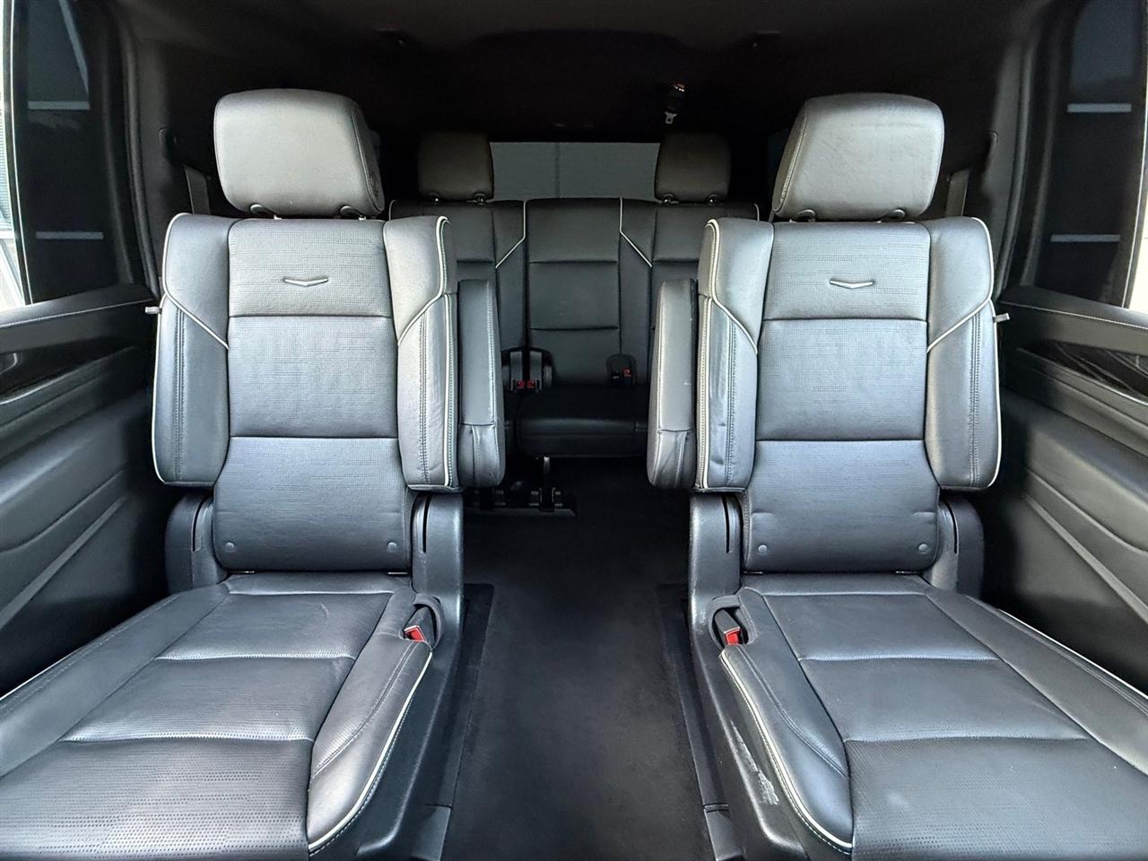 Cadillac Escalade ESV  2023