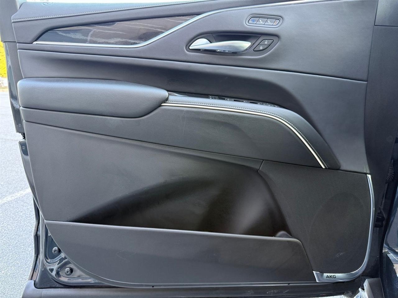 Cadillac Escalade ESV  2023