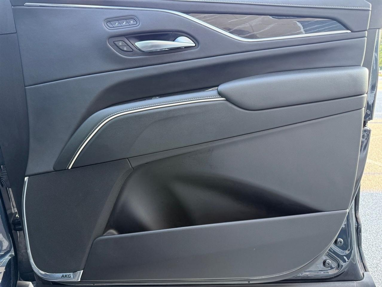 Cadillac Escalade ESV  2023