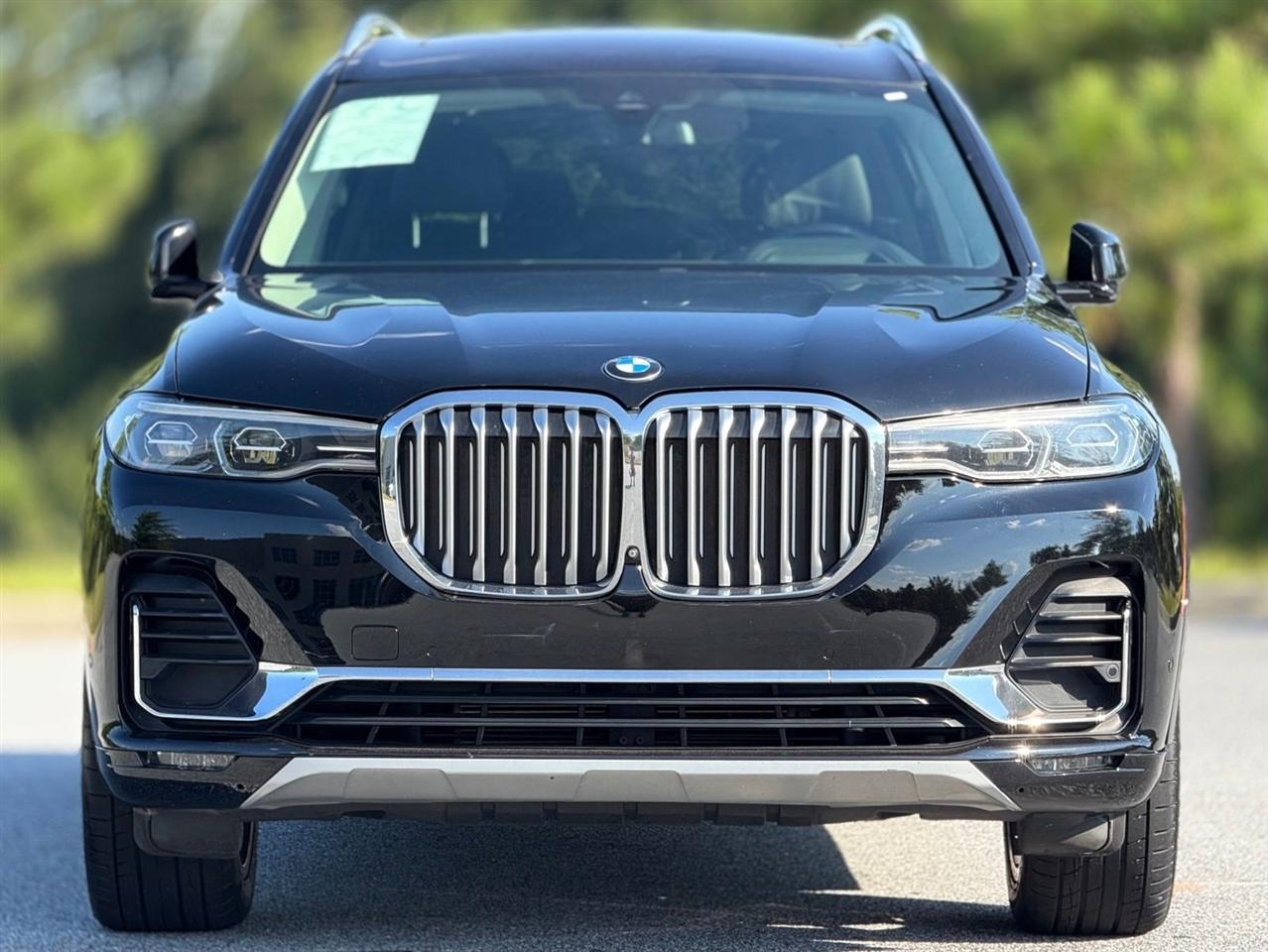 BMW X7  2021