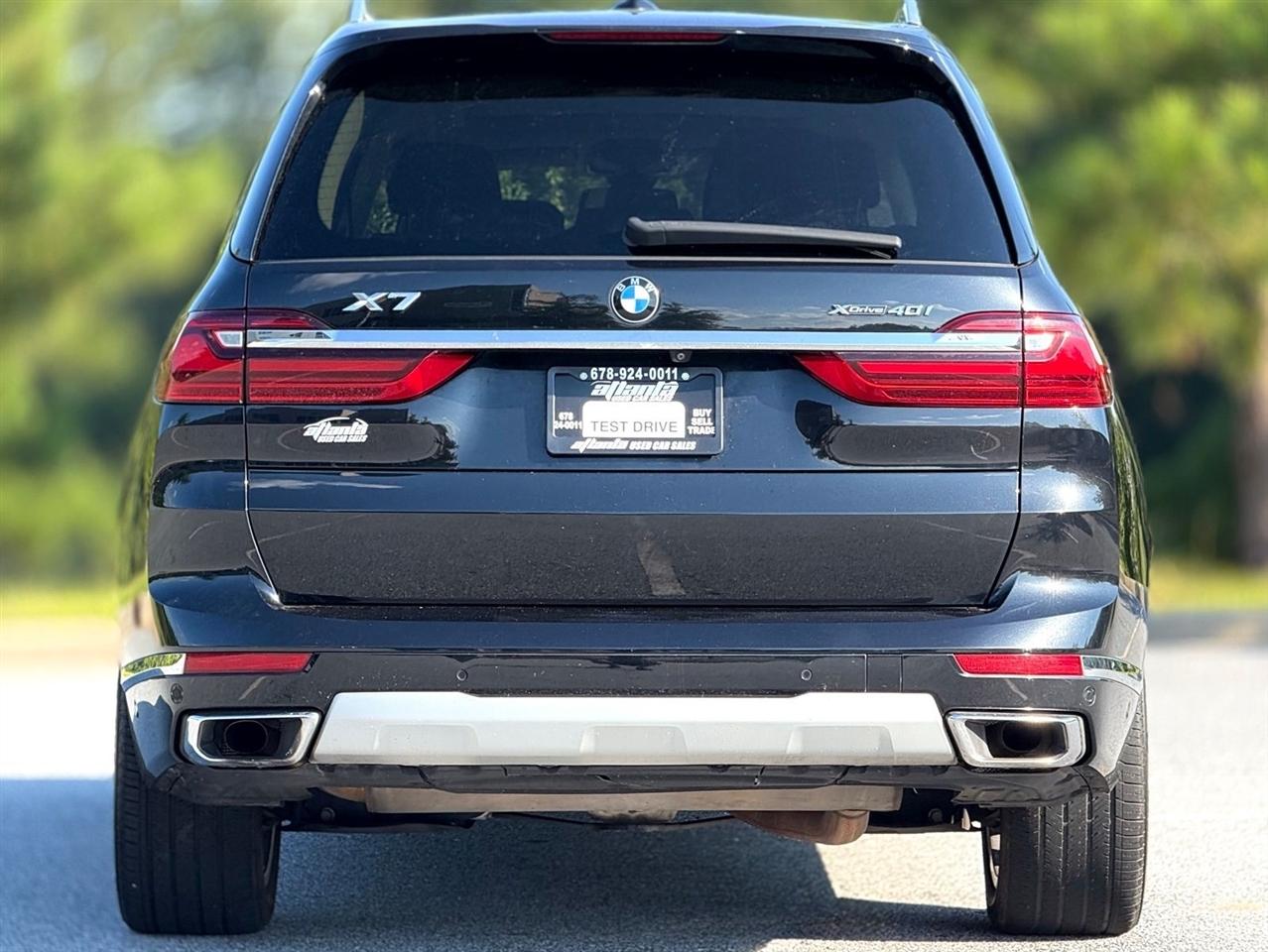 BMW X7  2021