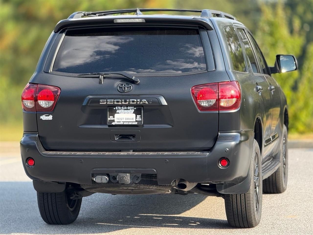 Toyota Sequoia  2021