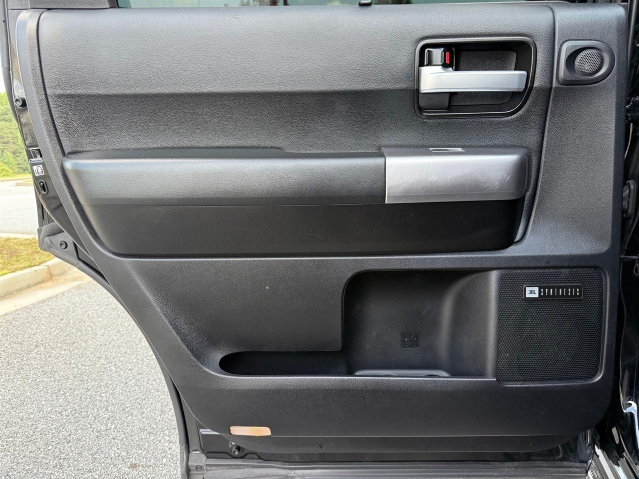 Toyota Sequoia  2021