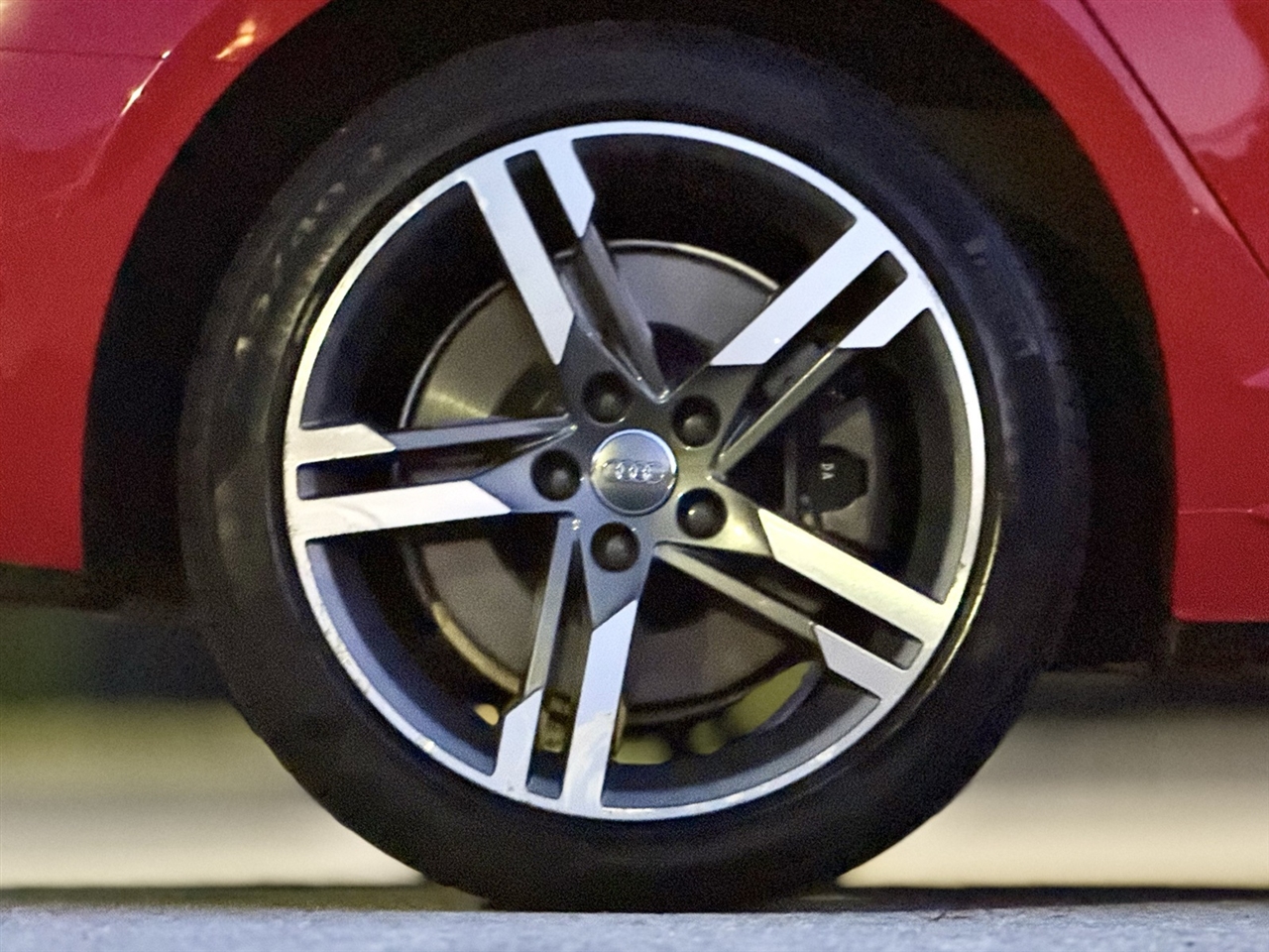 Audi A4  2017 Audi A4  2017
