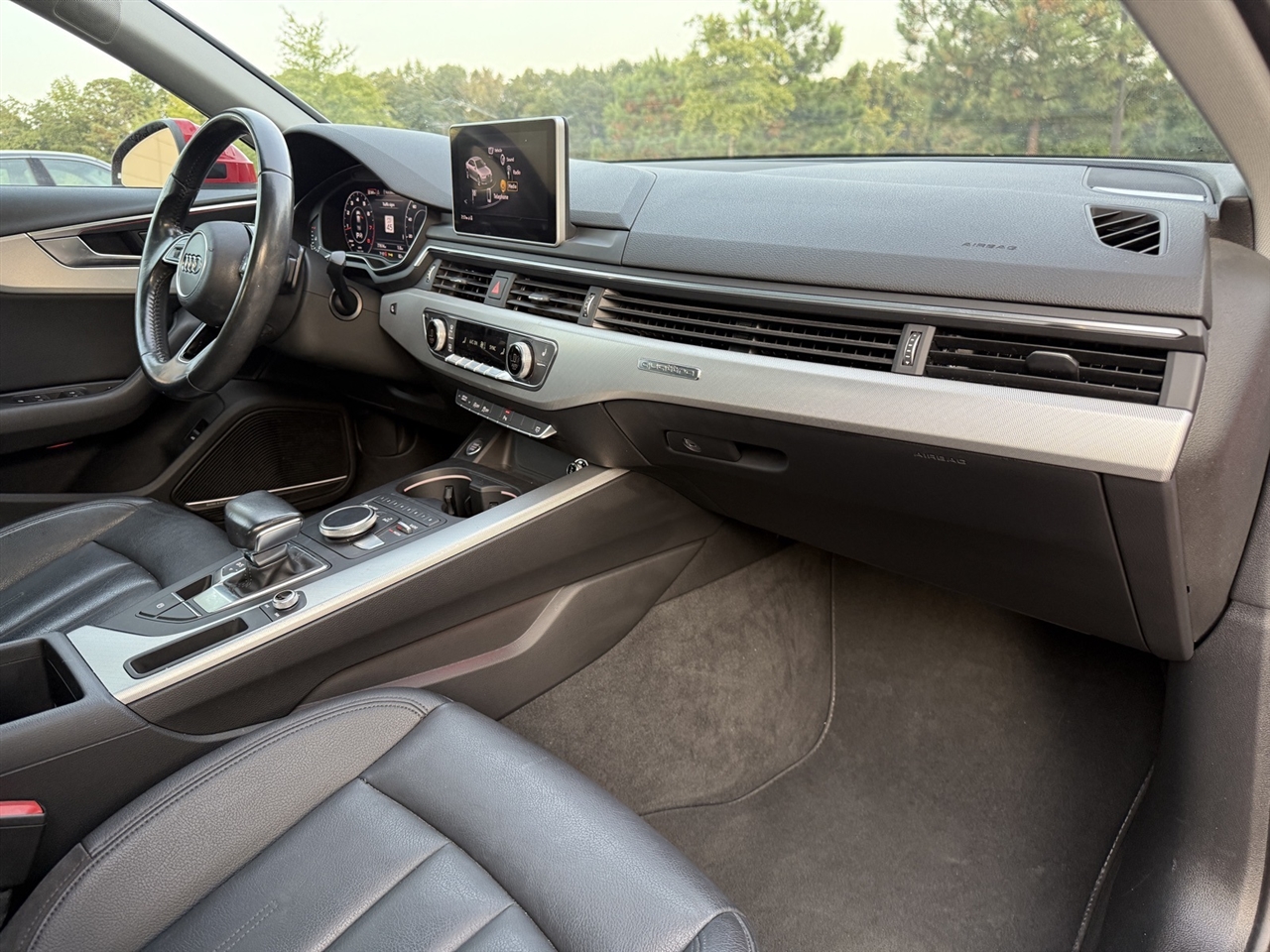 Audi A4  2017 Audi A4  2017