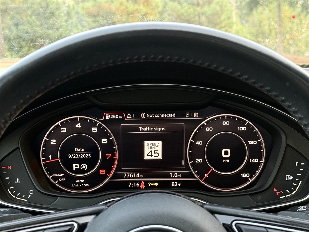 Audi A4  2017 Audi A4  2017