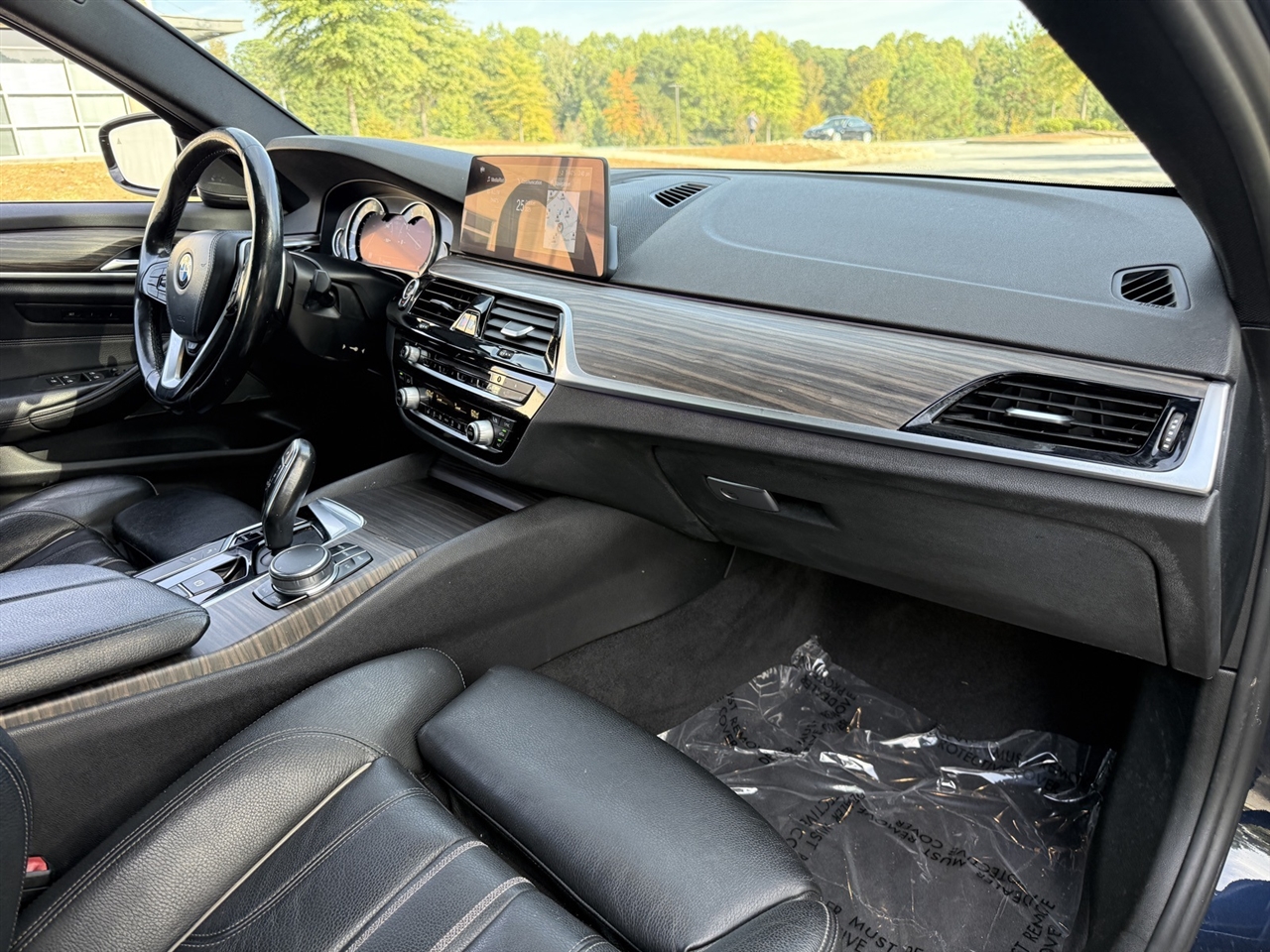 BMW 5 Series  2017 BMW 5 Series  2017