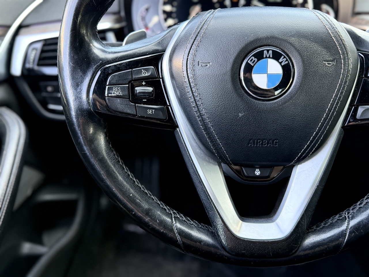 BMW 5 Series  2017 BMW 5 Series  2017