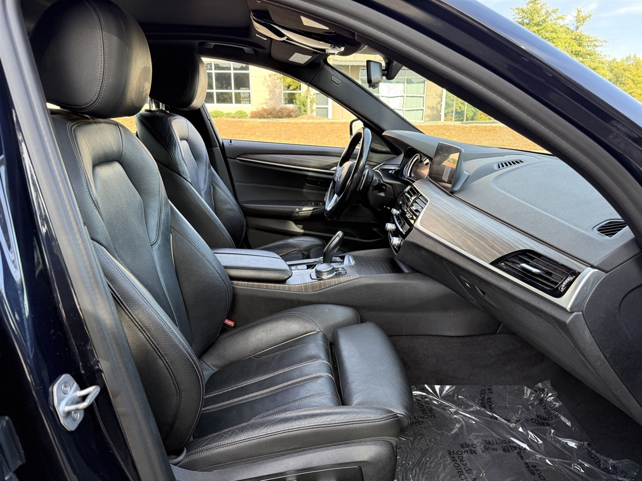 BMW 5 Series  2017 BMW 5 Series  2017