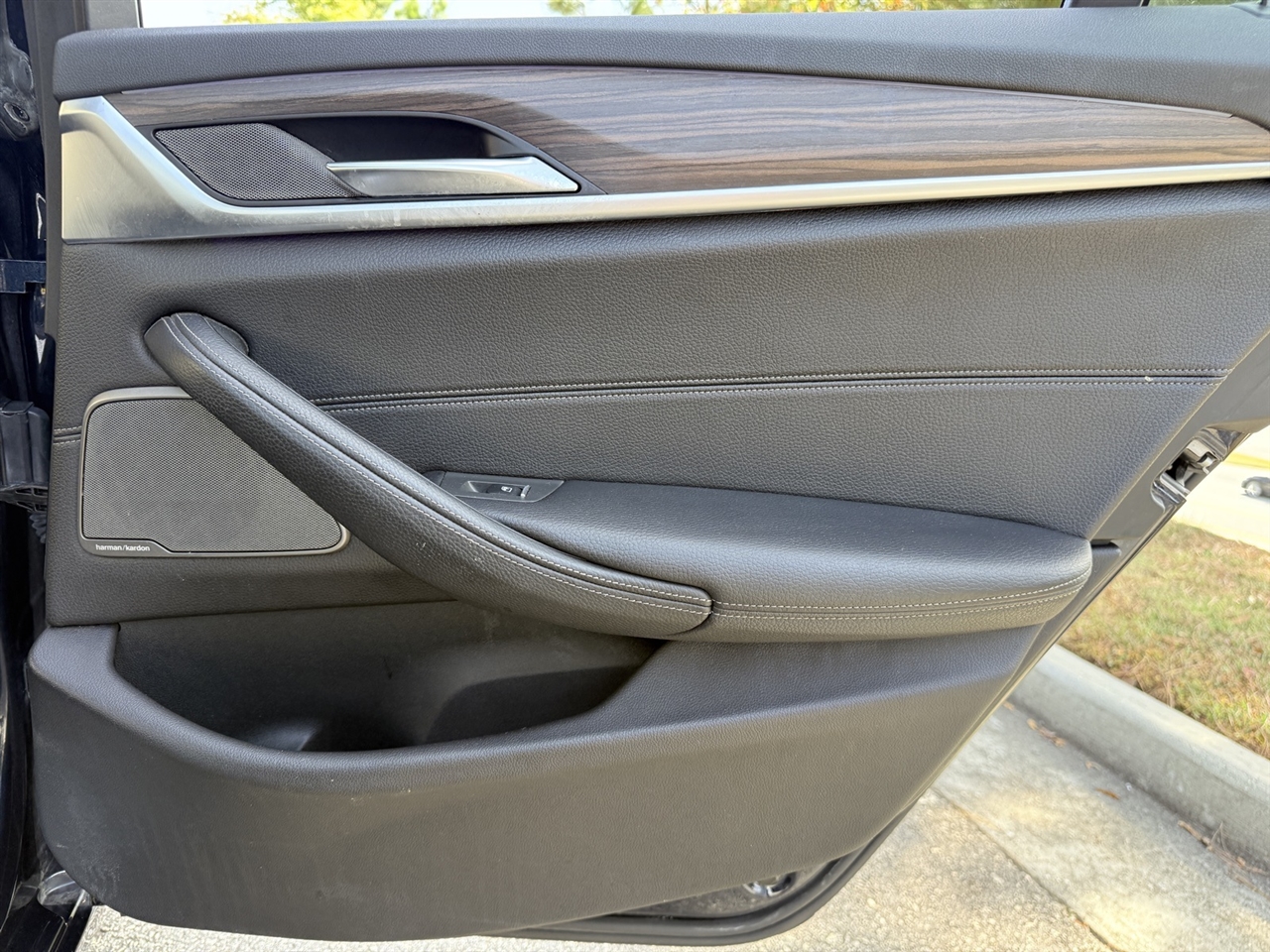 BMW 5 Series  2017 BMW 5 Series  2017