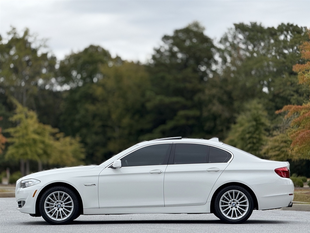 BMW 5 Series  2013 BMW 5 Series  2013