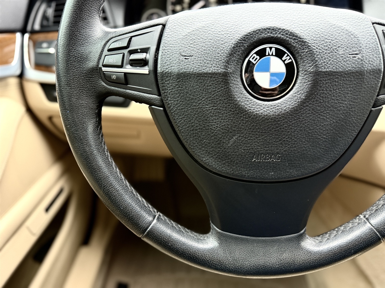 BMW 5 Series  2013 BMW 5 Series  2013