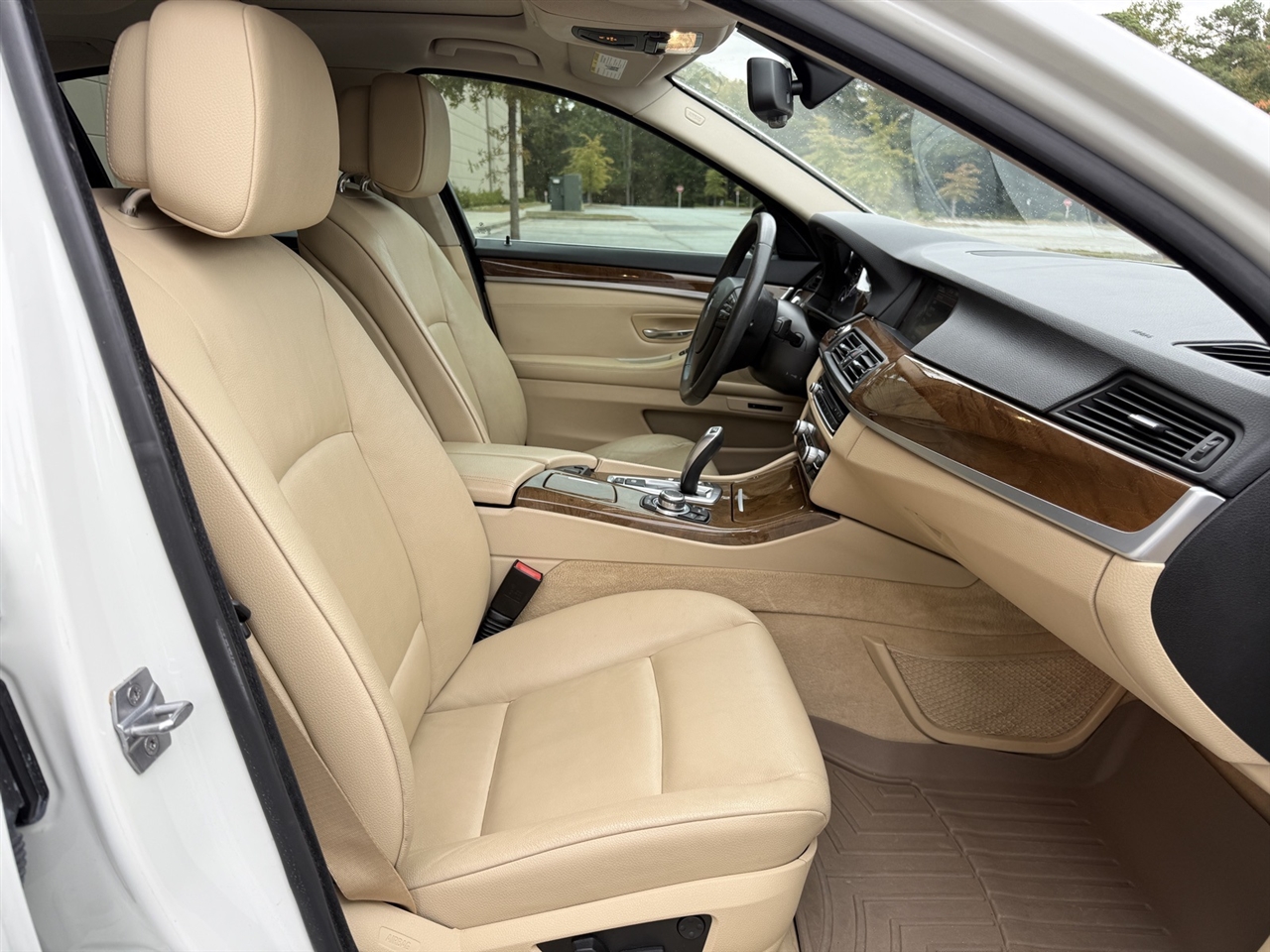 BMW 5 Series  2013 BMW 5 Series  2013