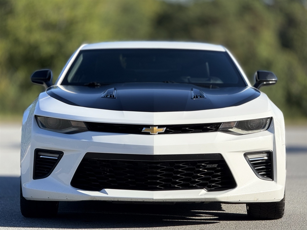 2016 Chevrolet Camaro 2SS photo 2