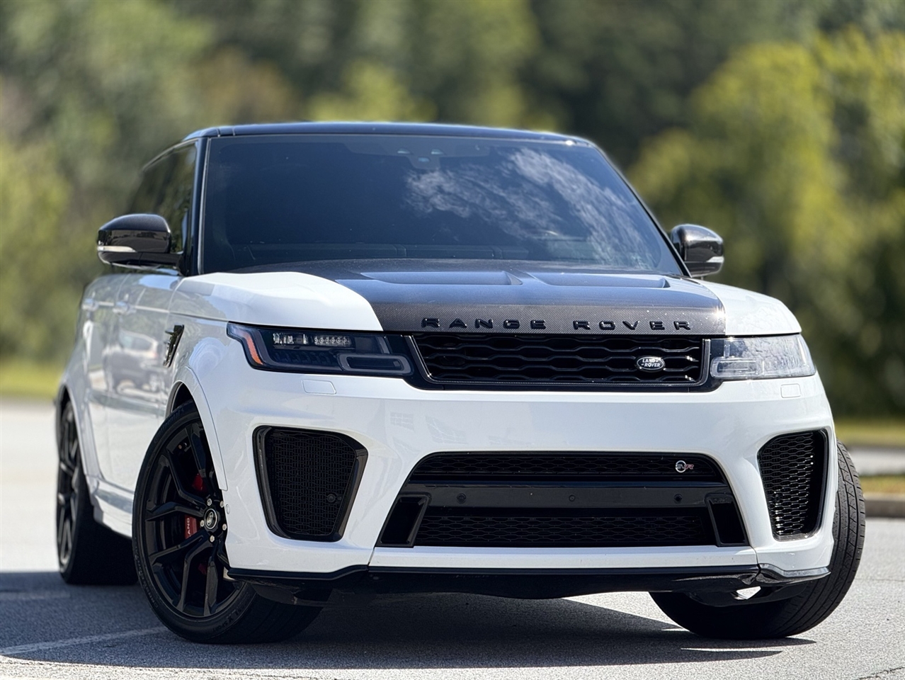 2021 Land Rover Range Rover Sport SVR photo 3