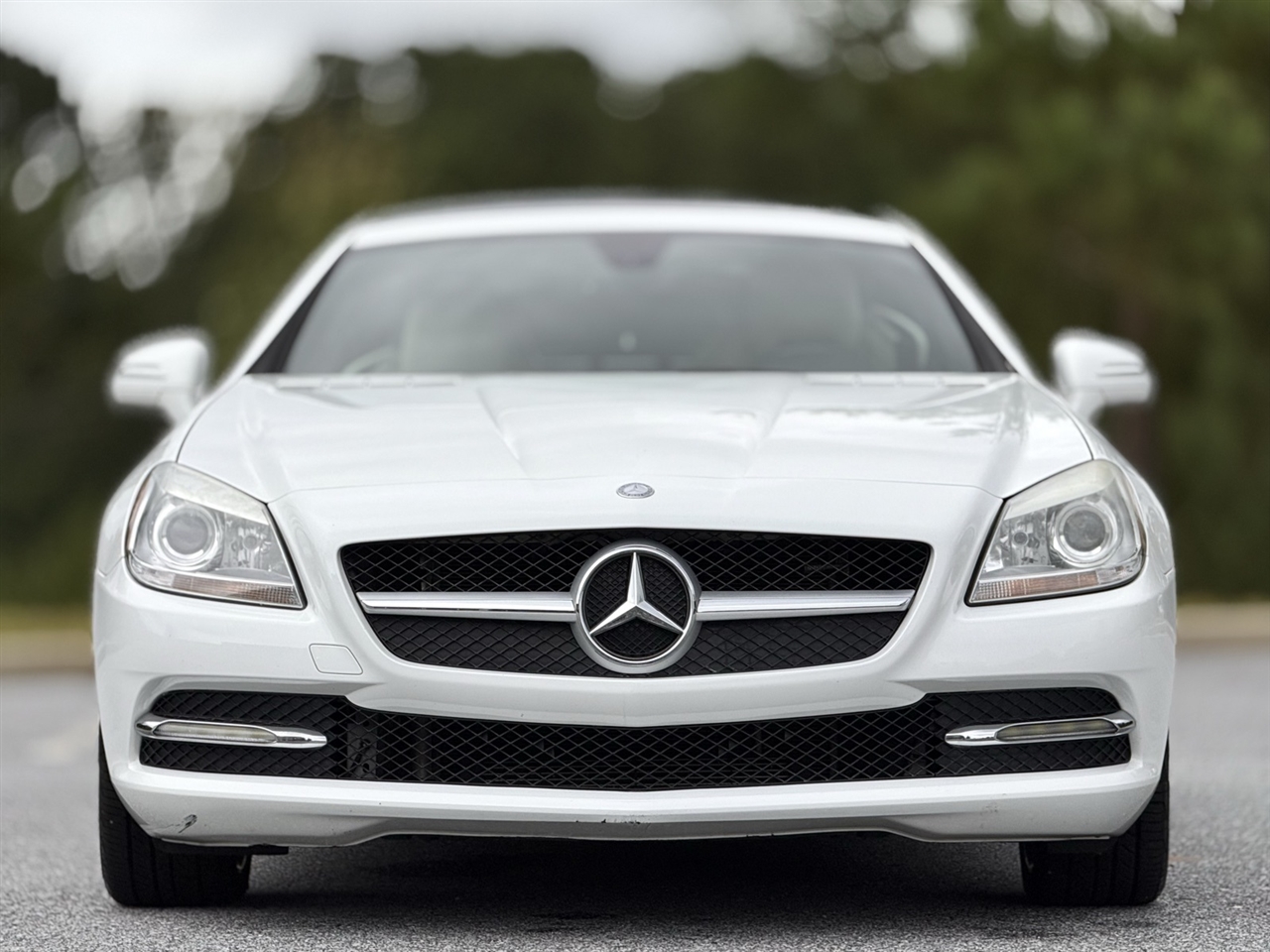 2016 Mercedes Benz SLK 300 photo 2