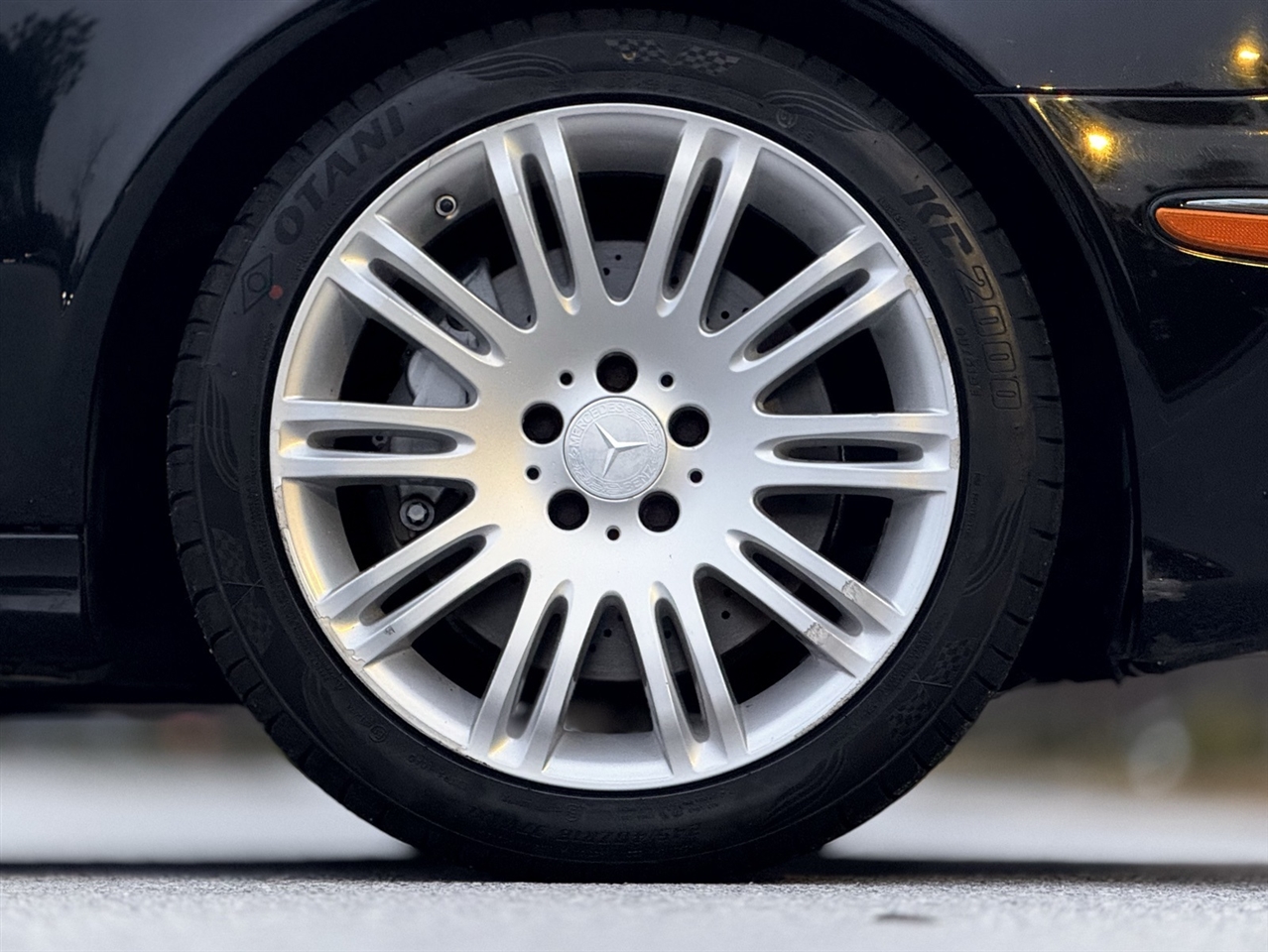 Mercedes-Benz E-Class  2008