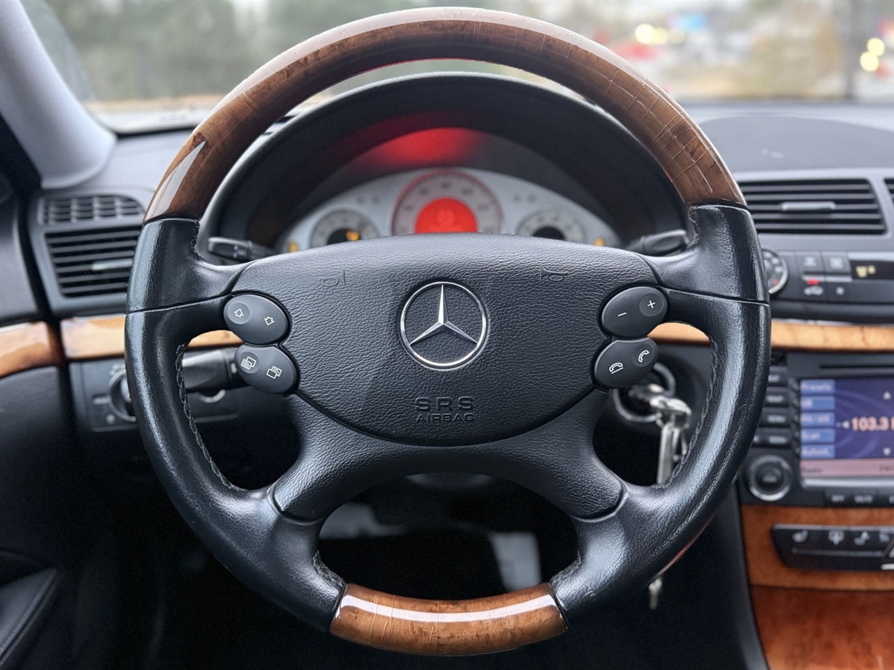 Mercedes-Benz E-Class  2008