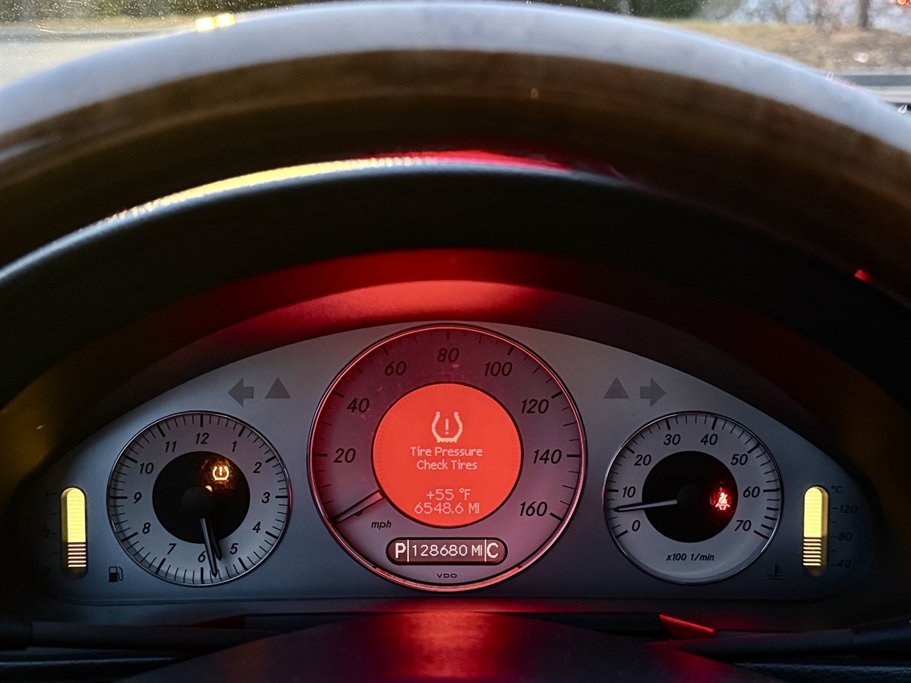 Mercedes-Benz E-Class  2008