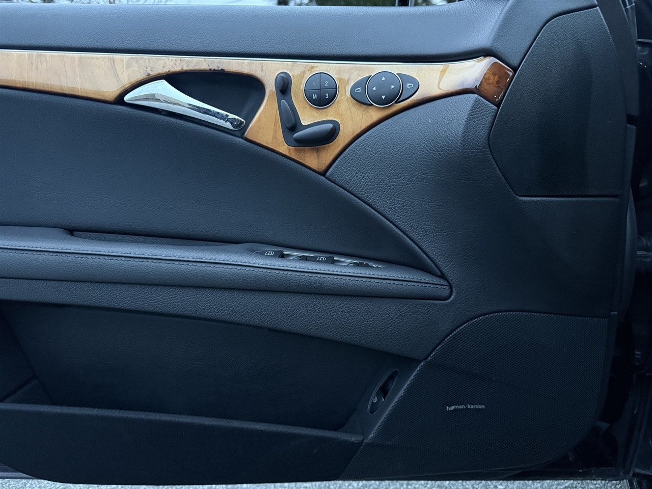 Mercedes-Benz E-Class  2008