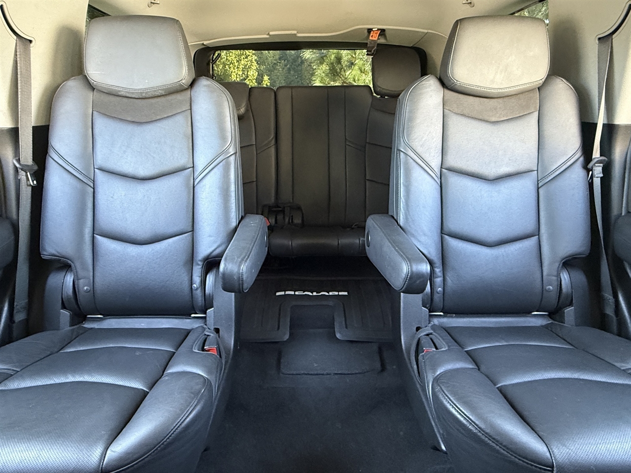 Cadillac Escalade  2016