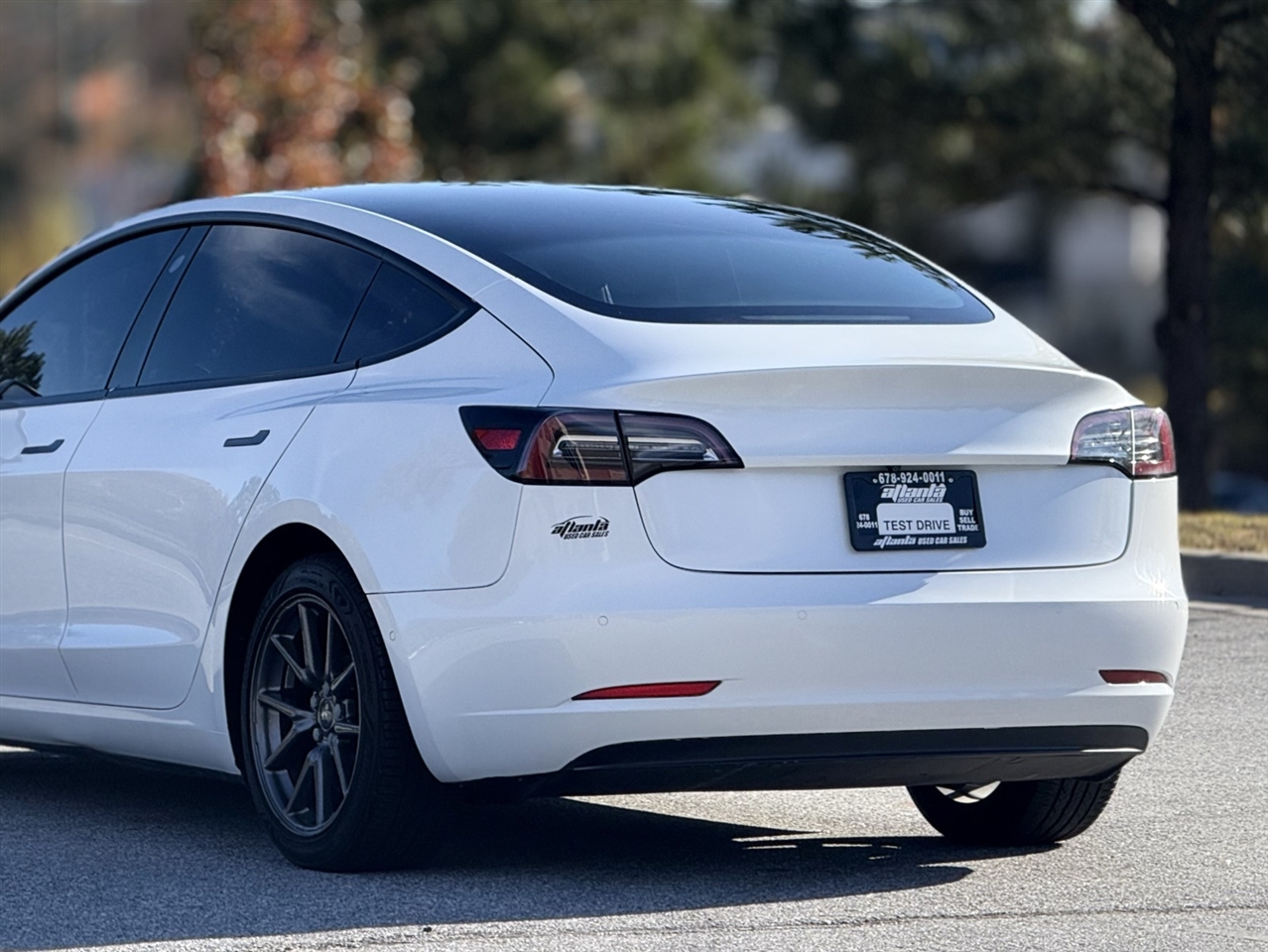 Tesla Model 3  2020