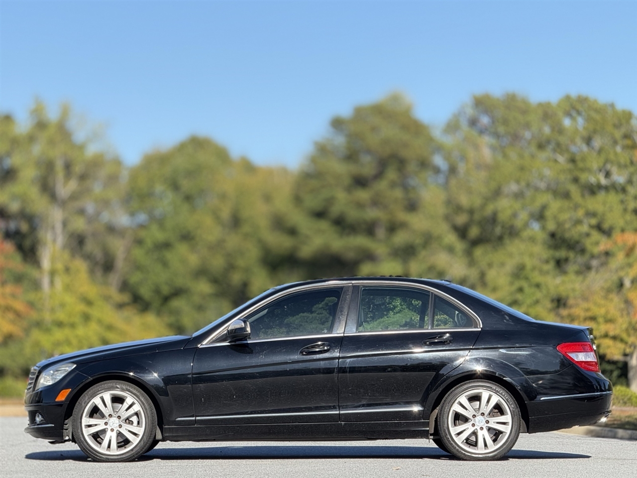 Mercedes-Benz C-Class  2009 Mercedes-Benz C-Class  2009
