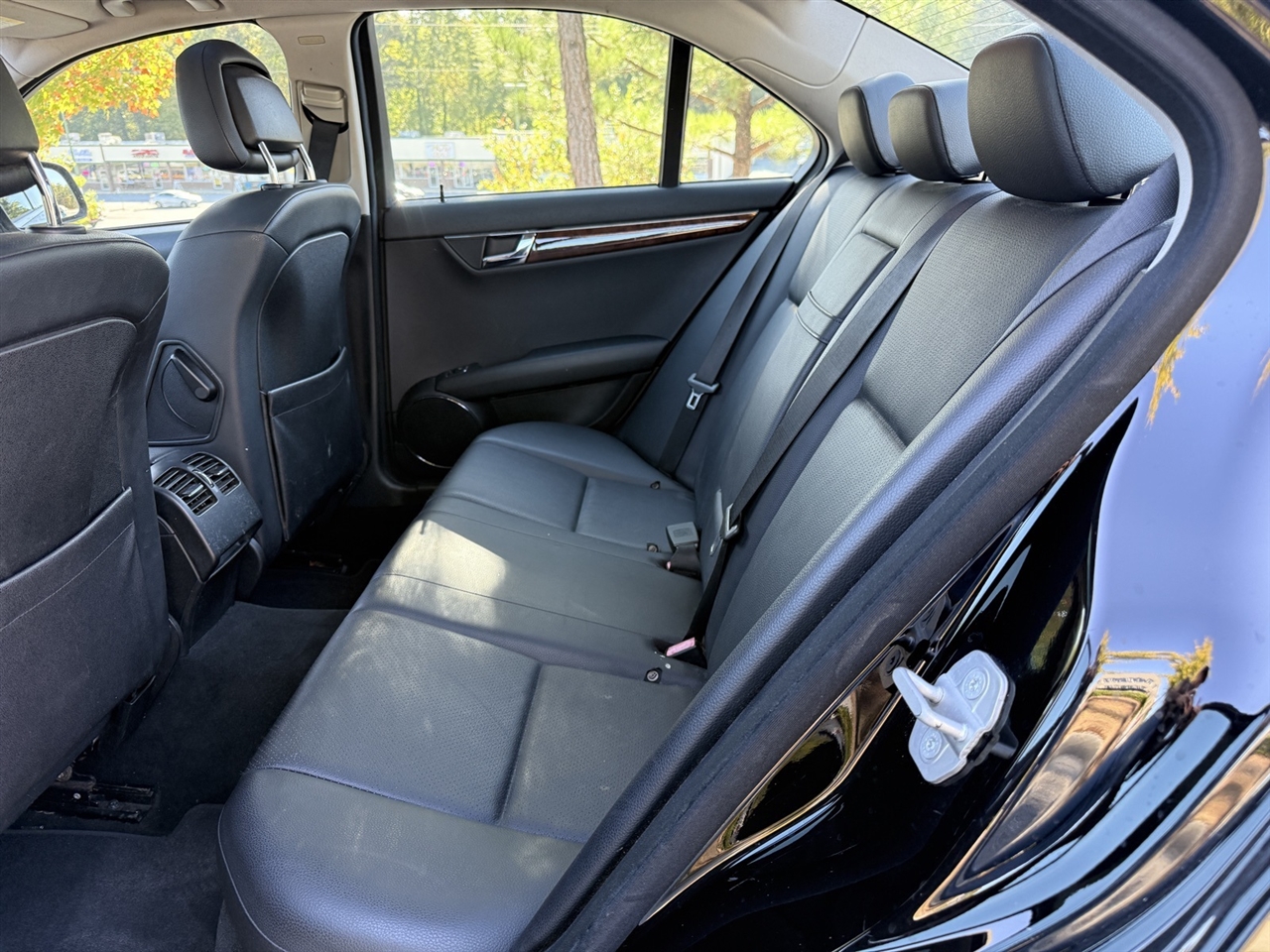 Mercedes-Benz C-Class  2009 Mercedes-Benz C-Class  2009