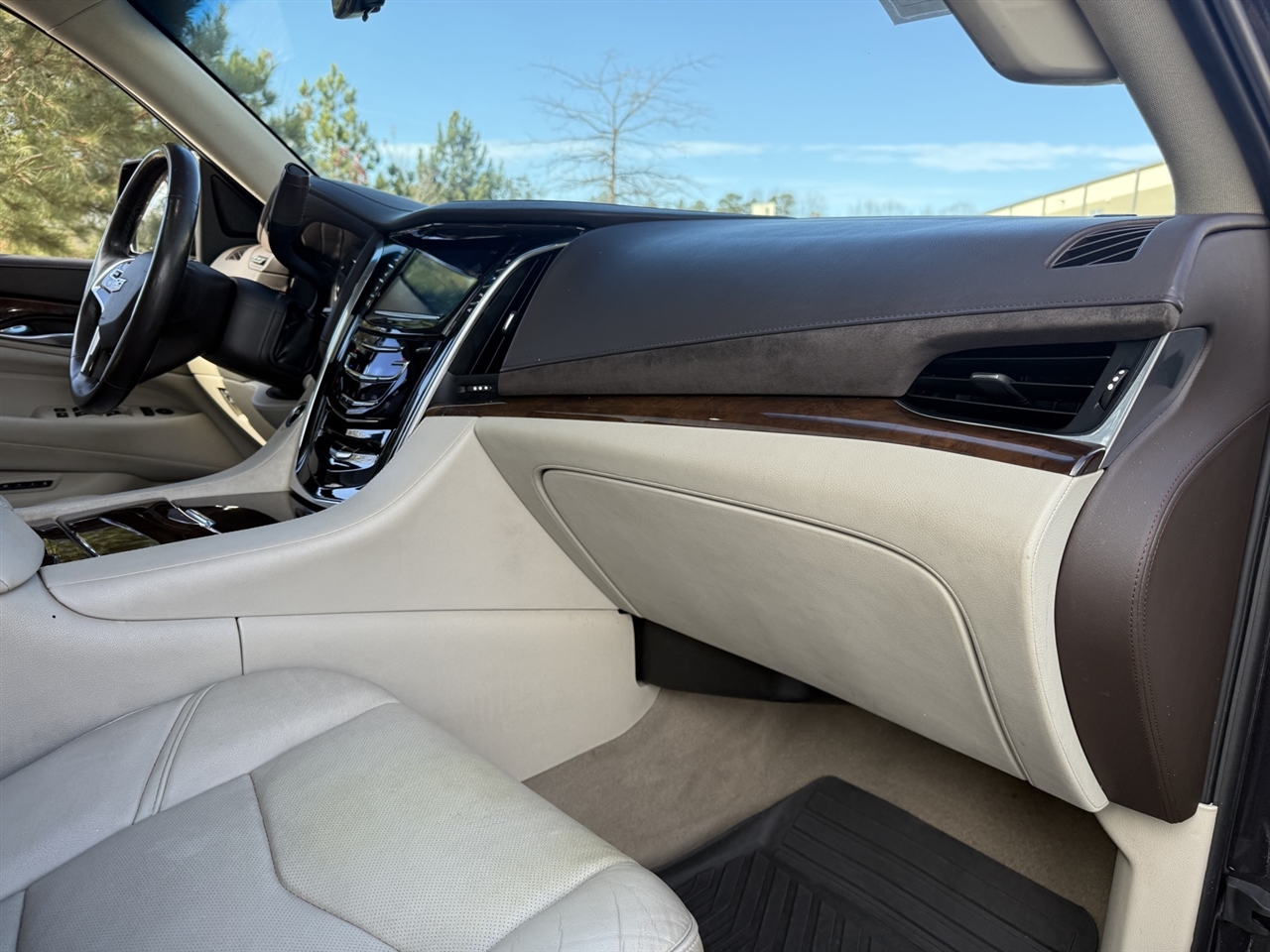 Cadillac Escalade  2017