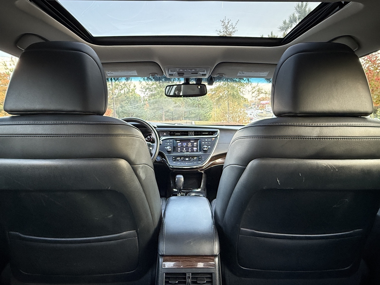 Toyota Avalon Hybrid  2013