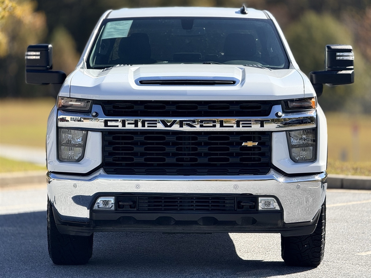 2020 Chevrolet Silverado 2500HD LT photo 2