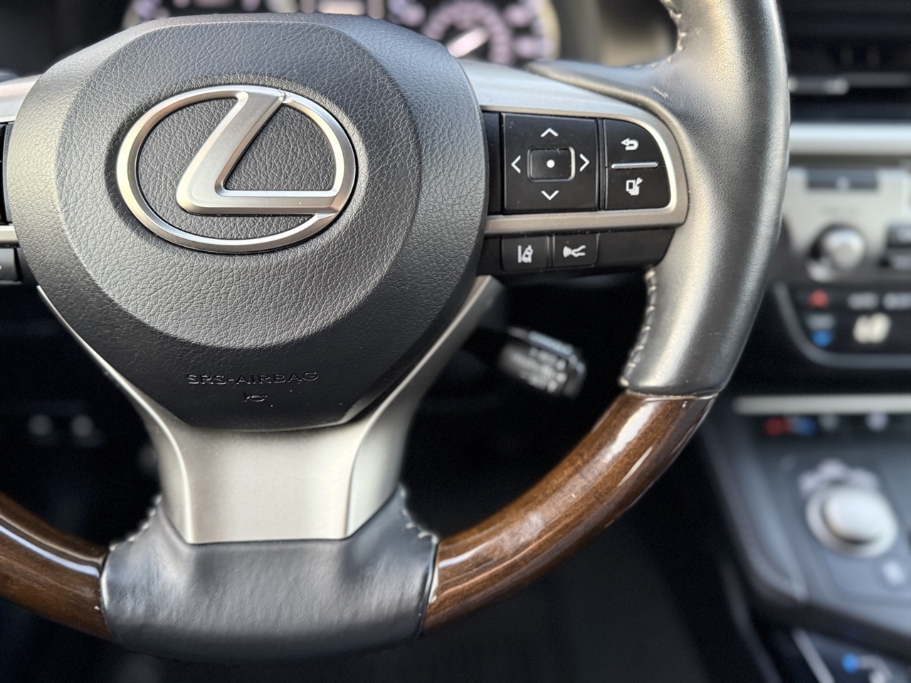 Lexus ES  2017