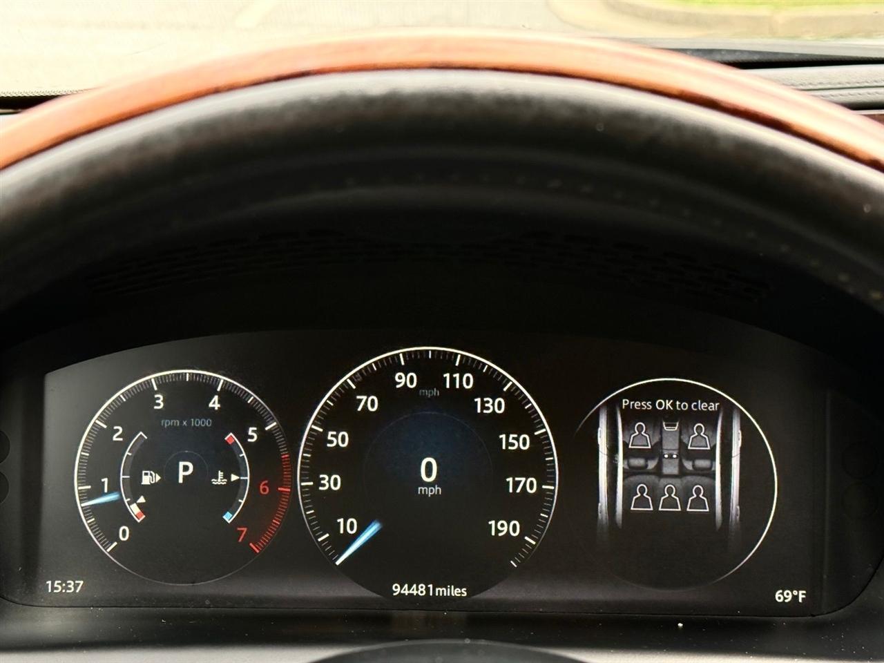Jaguar XJ  2016
