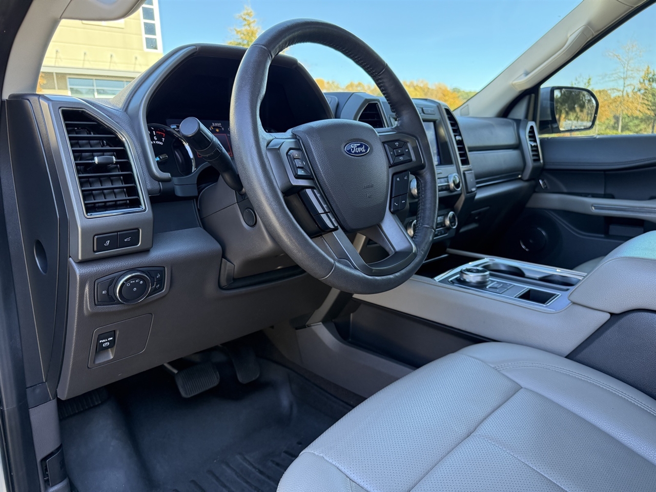 Ford Expedition  2020