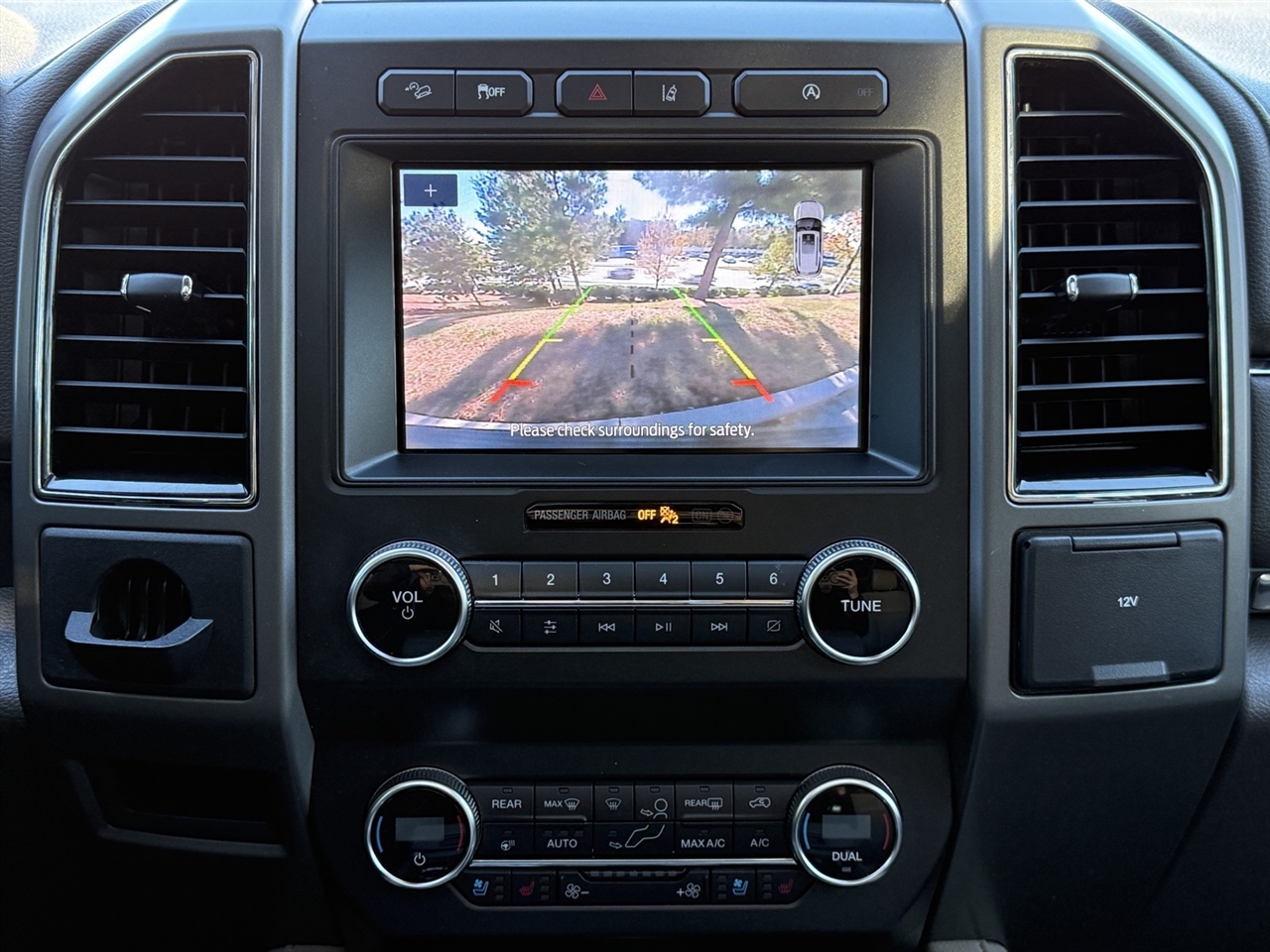 Ford Expedition  2020