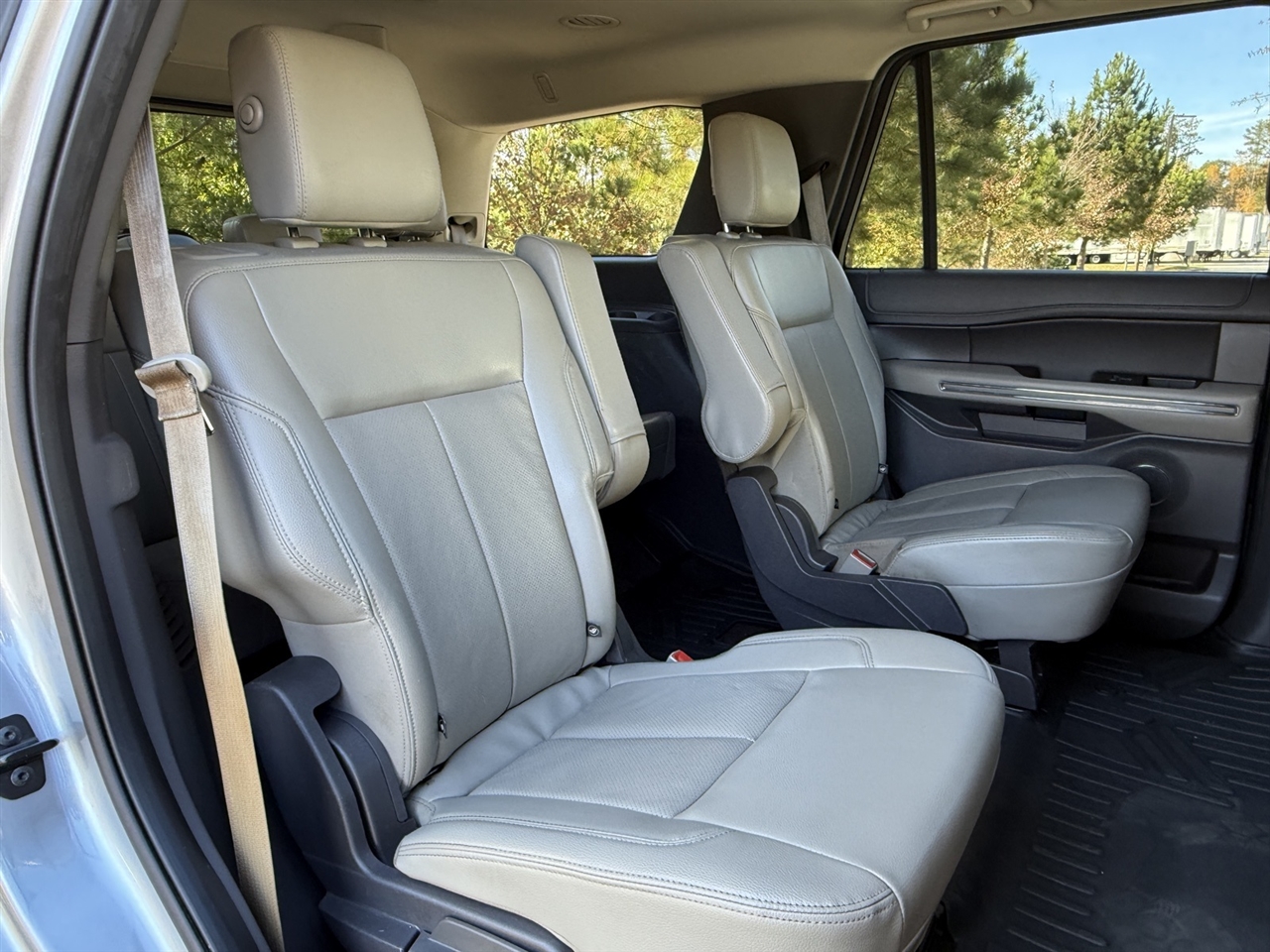 Ford Expedition  2020