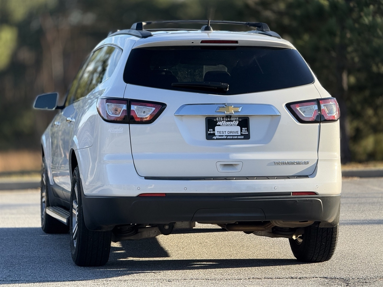 2016 Chevrolet Traverse 1LT photo 4