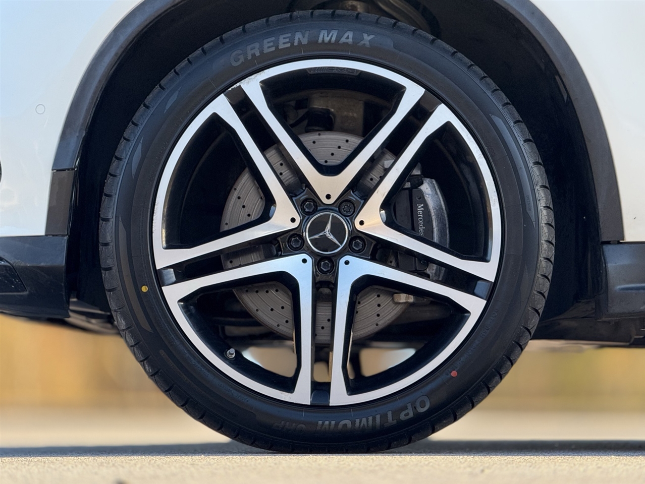 Mercedes-Benz GLE  2019