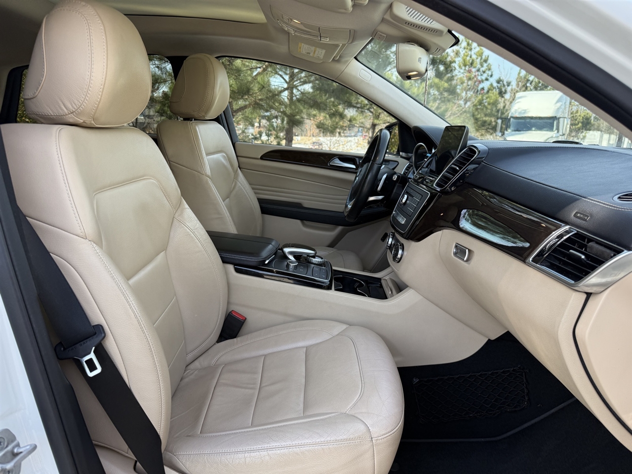 Mercedes-Benz GLE  2017