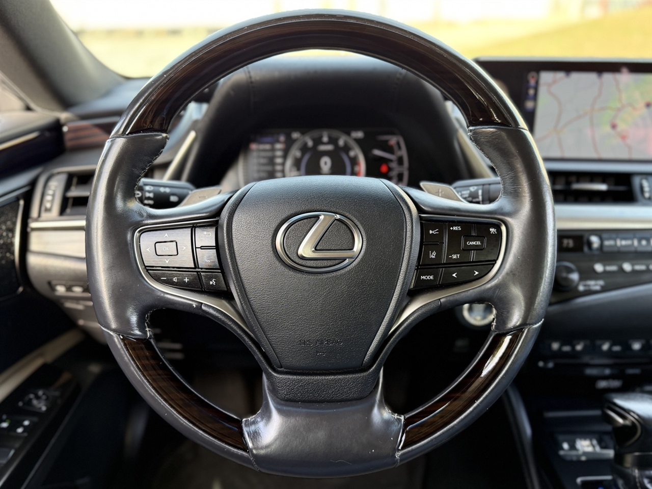 Lexus ES  2019