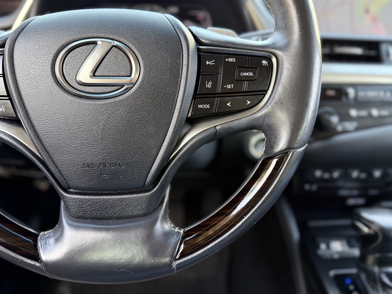 Lexus ES  2019