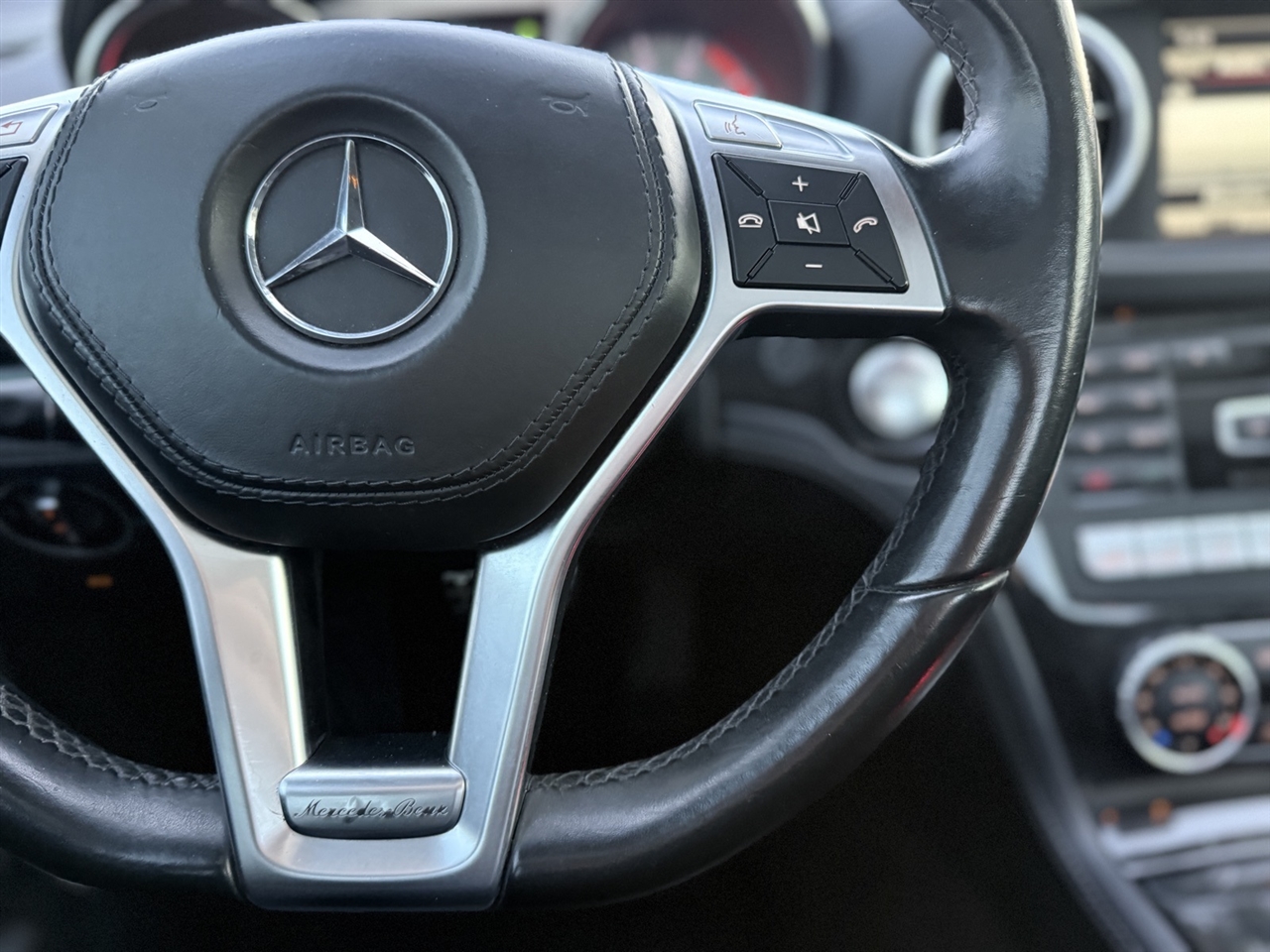 Mercedes-Benz SL  2016