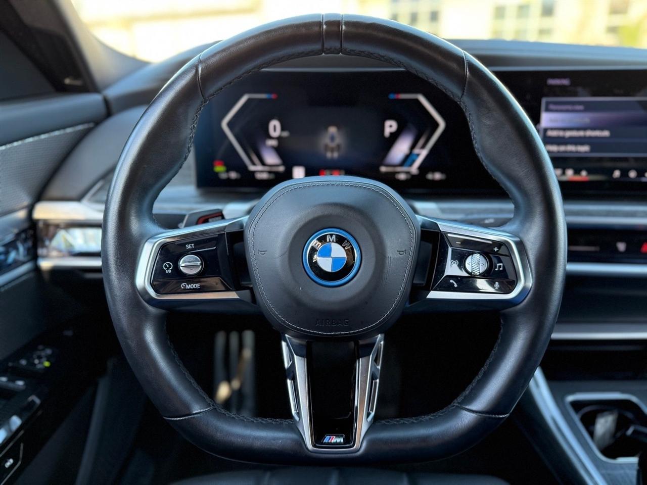 BMW i7  2024