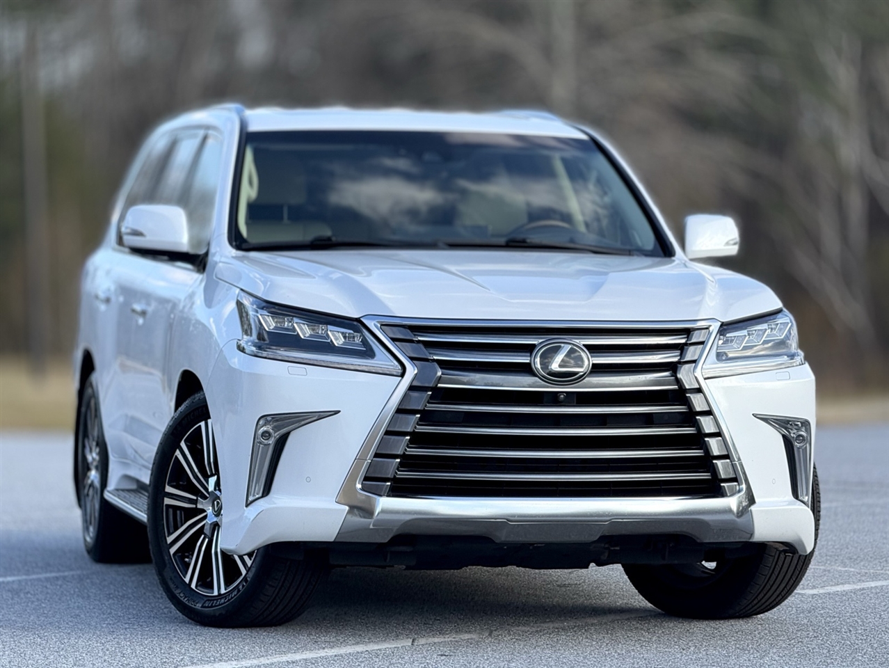 Lexus LX  2020