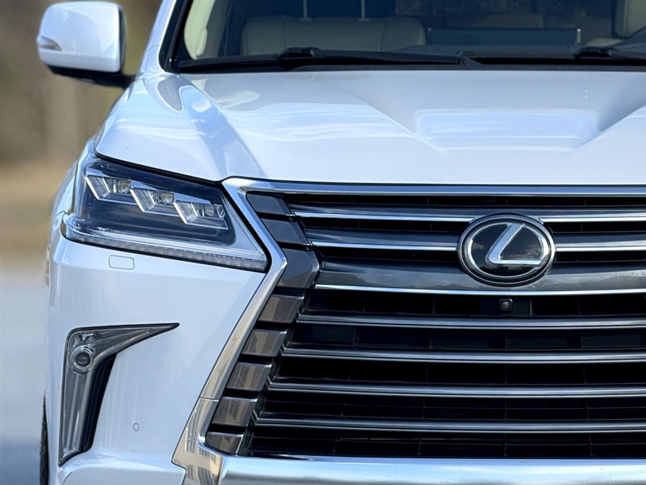 Lexus LX  2020