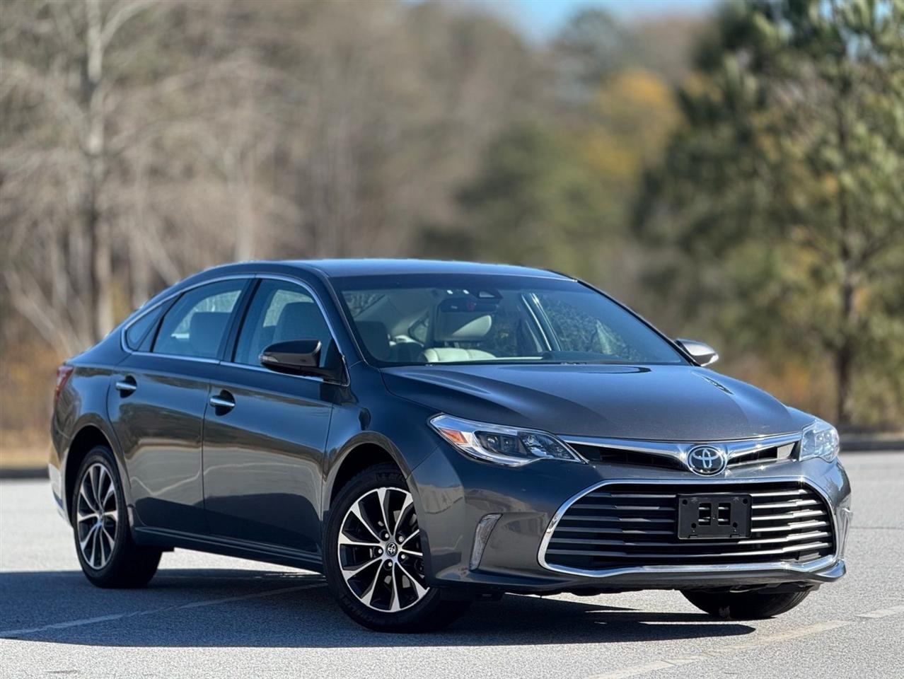 Toyota Avalon  2017