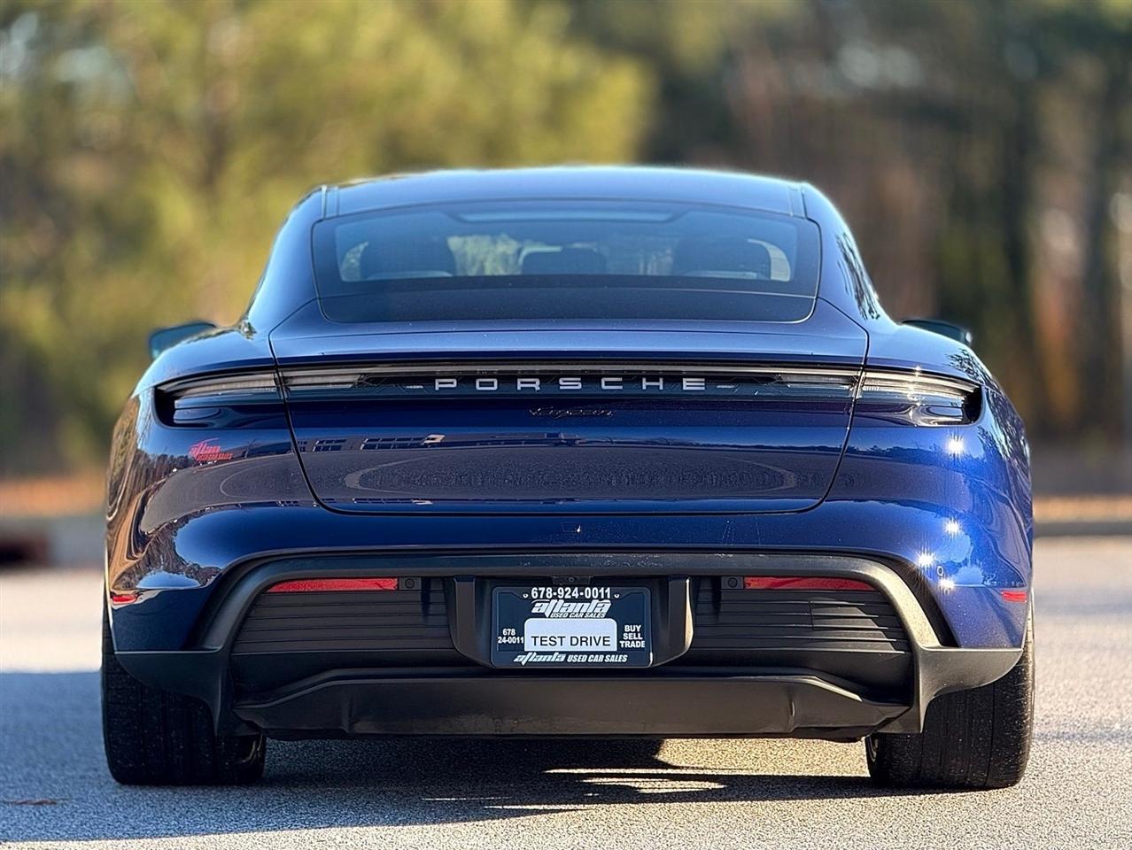 Porsche Taycan  2022