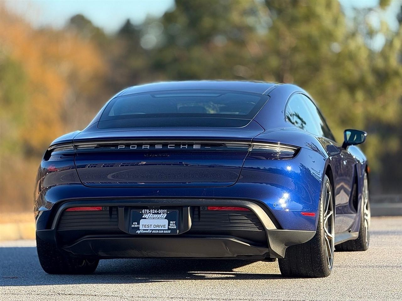 Porsche Taycan  2022