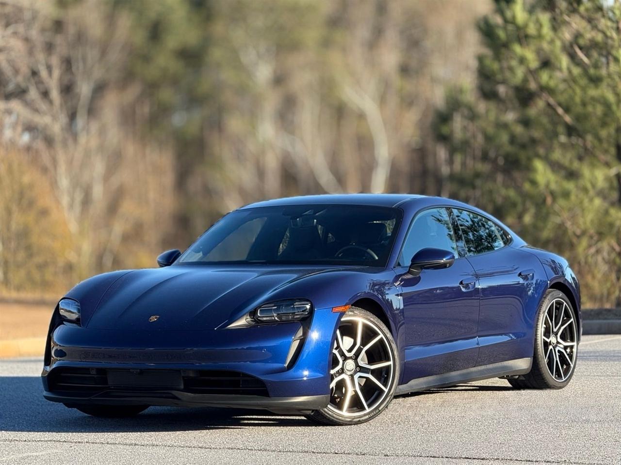 Porsche Taycan  2022